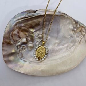 Colar Santinha Pérola